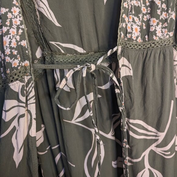 Angie Floral Green Tie Front Short Sleeve Kimono Cardigan Cover Up Tropical 1X - Picture 4 of 8